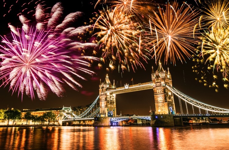 new year over the tower bridge